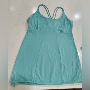 PATAGONIA Women’s M Tech Tank with Built in bralette & draw-string waist 🦋